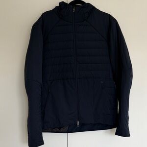Lululemon Mens Navy Puffer Jacket size L